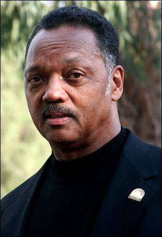 jesse-jackson-wfw-aids-335-081706.jpg