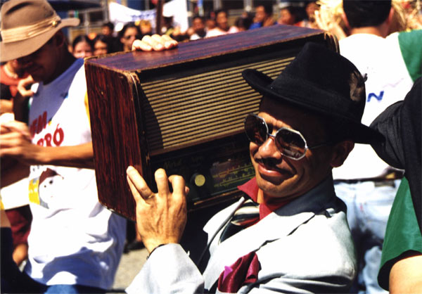 boombox.jpg boombox.jpg
